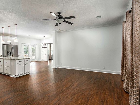 5th image of 17831 N Tommy Rd