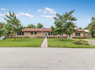 222 Pilgrim Rd, West Palm Beach, FL 33405