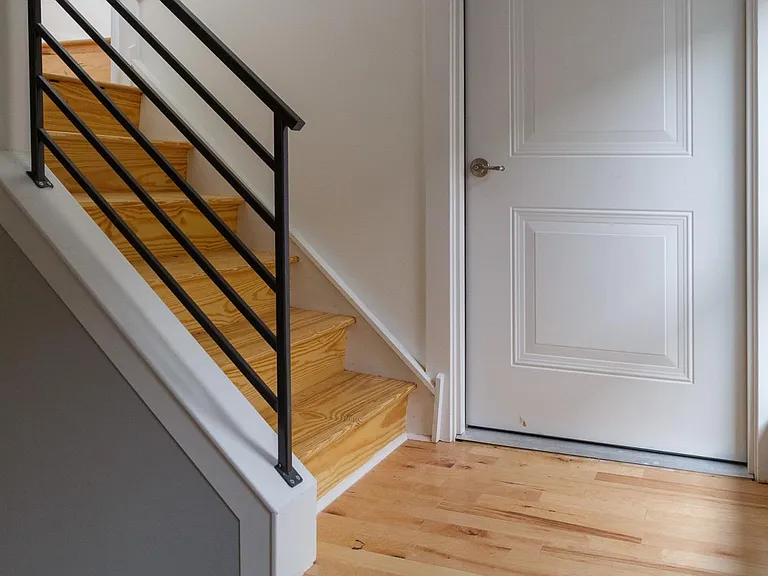 4537 Springfield Ave #4 — Photo 7