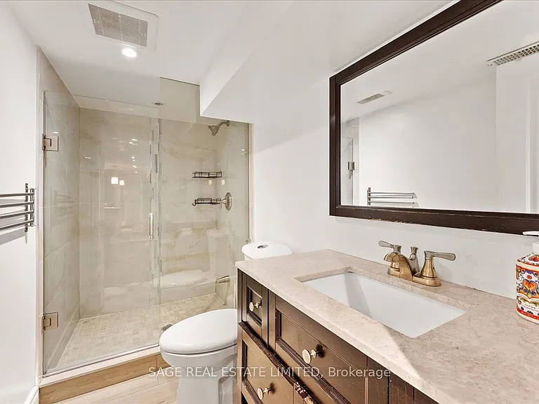 207 Cedarvale Ave #LOWER — Photo 16