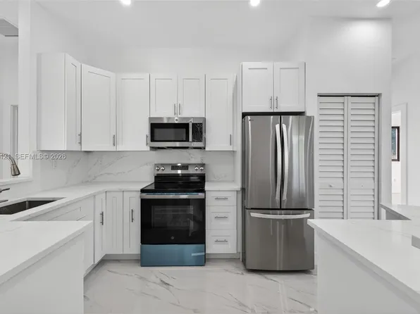 2250 NW 7th Ct, Fort Lauderdale, FL 33311