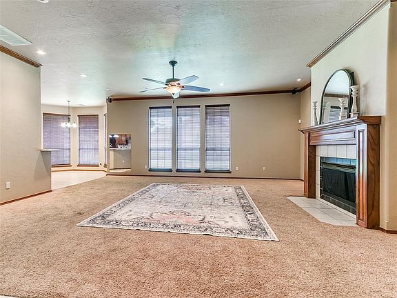 5th image of 2524 Kingsley Ln