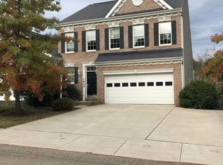 1413 Willowbrook Dr, Washington, PA 15301