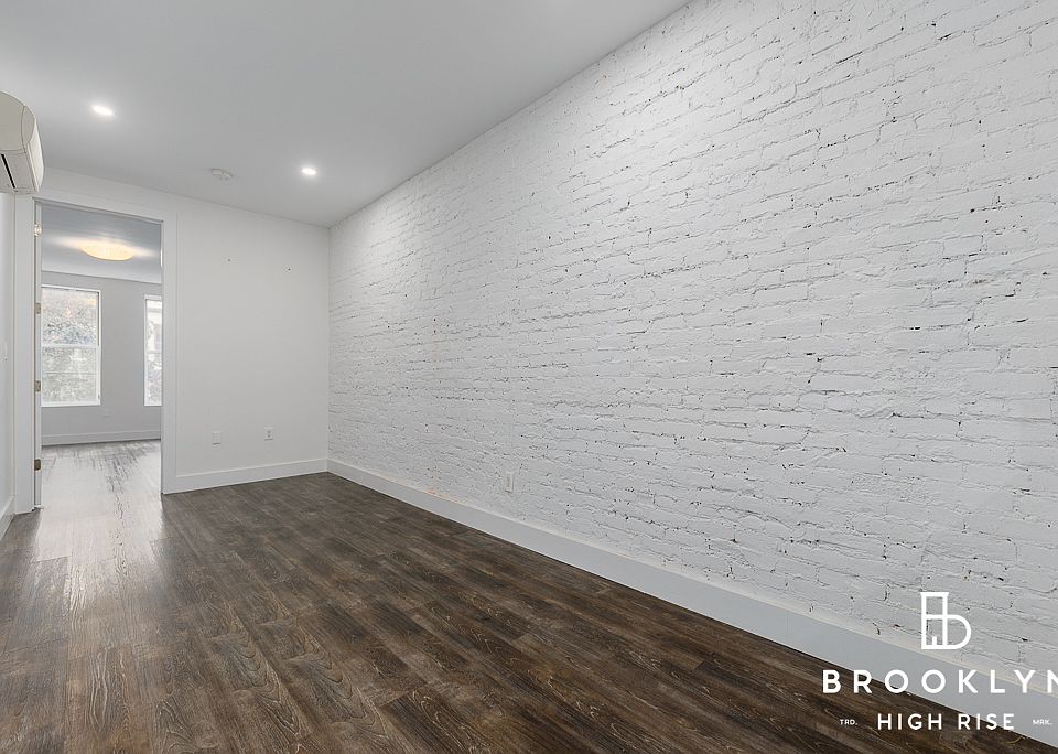 1st image of 307 Jefferson Ave #3