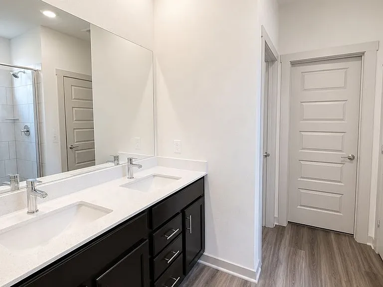 7313 Sagira Path — Photo 3