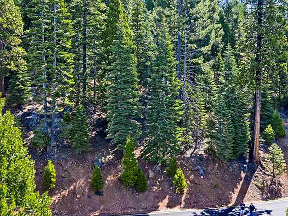 5th image of 777 Lassen View Dr #21