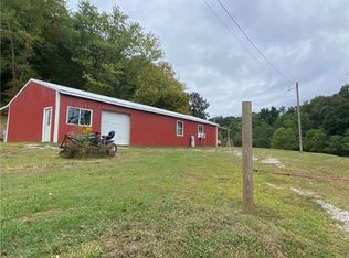 876 Lee Creek Rd, Belleville, WV 26133