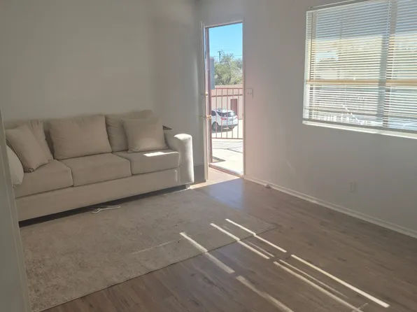15436 Meyer Rd APT 15, Mojave, CA 93501