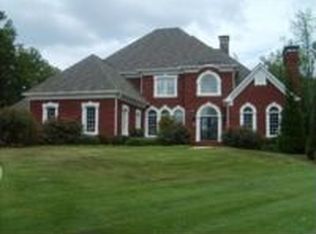 909 Wilshire Ct, Grayson, GA 30017