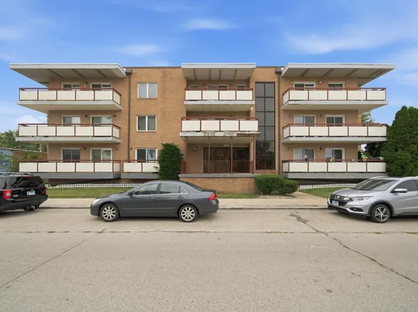 6441 Pershing Rd APT 104, Stickney, IL 60402