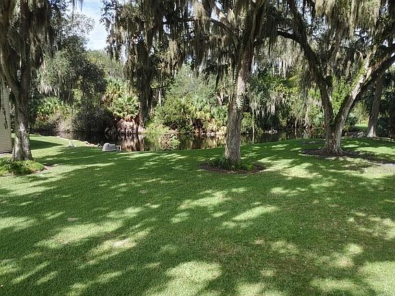 3rd image of 304 Palm Coast Pkwy NE APT 201