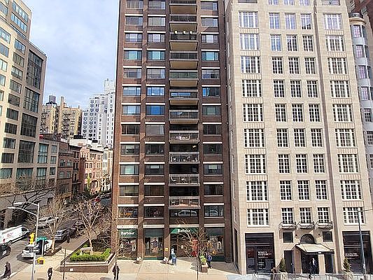 3rd image of 1046 Madison Ave APT 4S