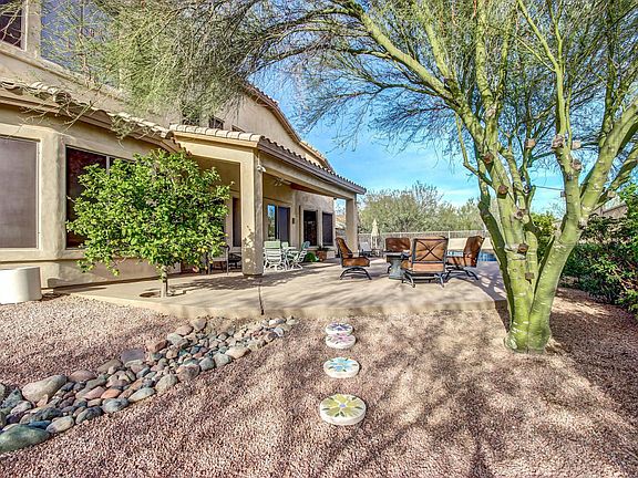 3rd image of 6025 E Dale Ln
