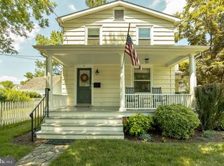 9 Station Rd, Cranbury, NJ 08512