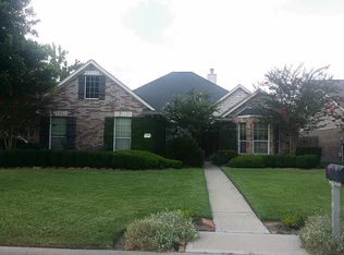 13334 Raintree Dr, Montgomery, TX 77356