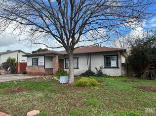 431 Golden Dr, Bakersfield, CA