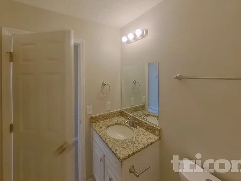2743 Windwalker Ct — Photo 17