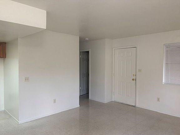 3rd image of 1736 Inyo St APT B