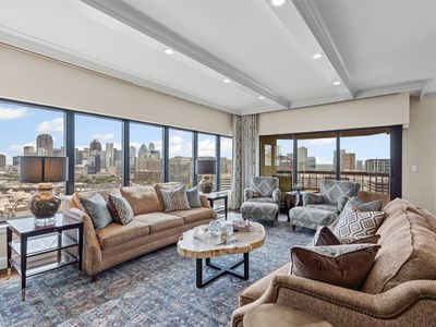 3030 McKinney Ave APT 1906, Dallas, TX, 75204