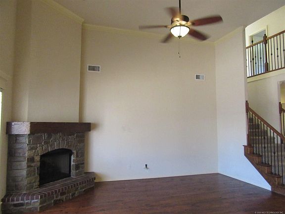 5th image of 1107 S Magnolia Pl