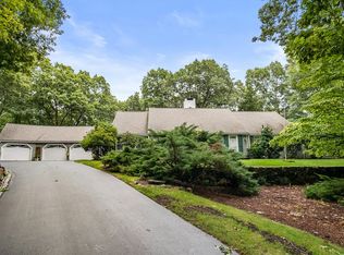 33 Highland Cir, Wayland, MA 01778