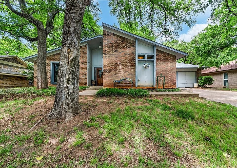 1st image of 2110 Valleydale Dr