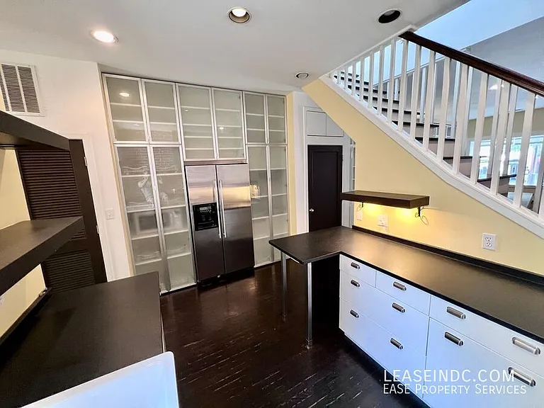 1906 9th St NW — Photo 9