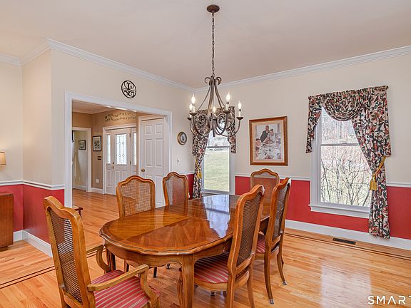 4th image of 17 Weldon Woods Road