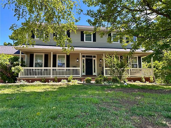 2nd image of 2086 N Bridgeton Ct