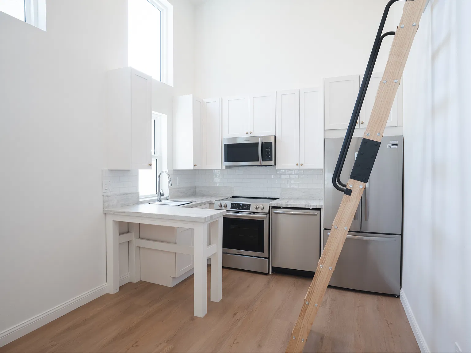 1 bed, 500 sqft, $2,900 — Photo 3