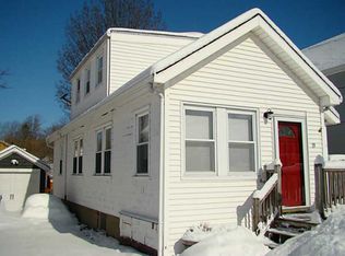 19 Burdick Ave, Newport, RI 02840