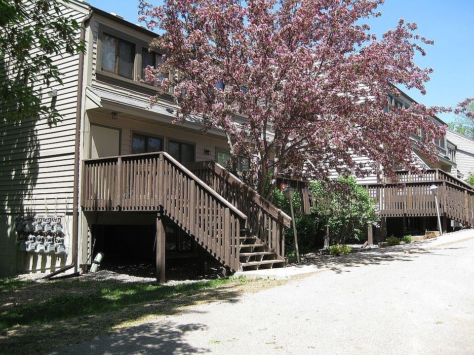 Front of Building in Spring 2009