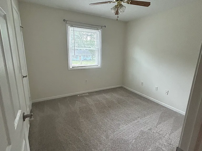 3229 N McCord Rd — Photo 10