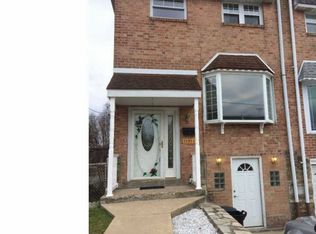 11819 Millbrook Rd, Philadelphia, PA 19154