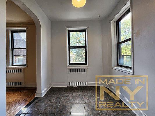 3rd image of 4709 Skillman Ave #K2