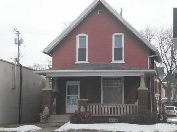 318 S Main St, Goshen, IN 46526