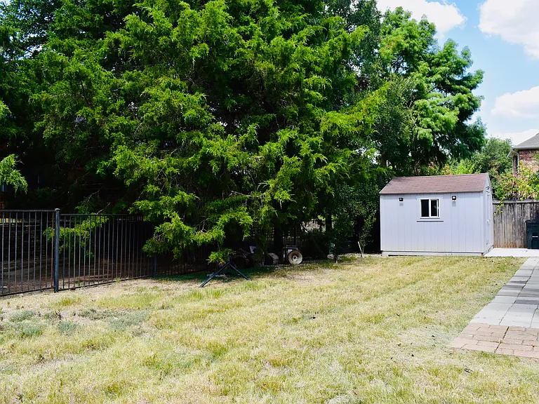 134 Turnberry Ln — Photo 26