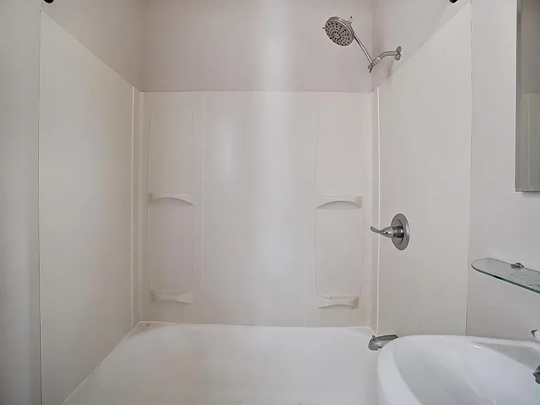 104 Bank Ave #2 — Photo 17