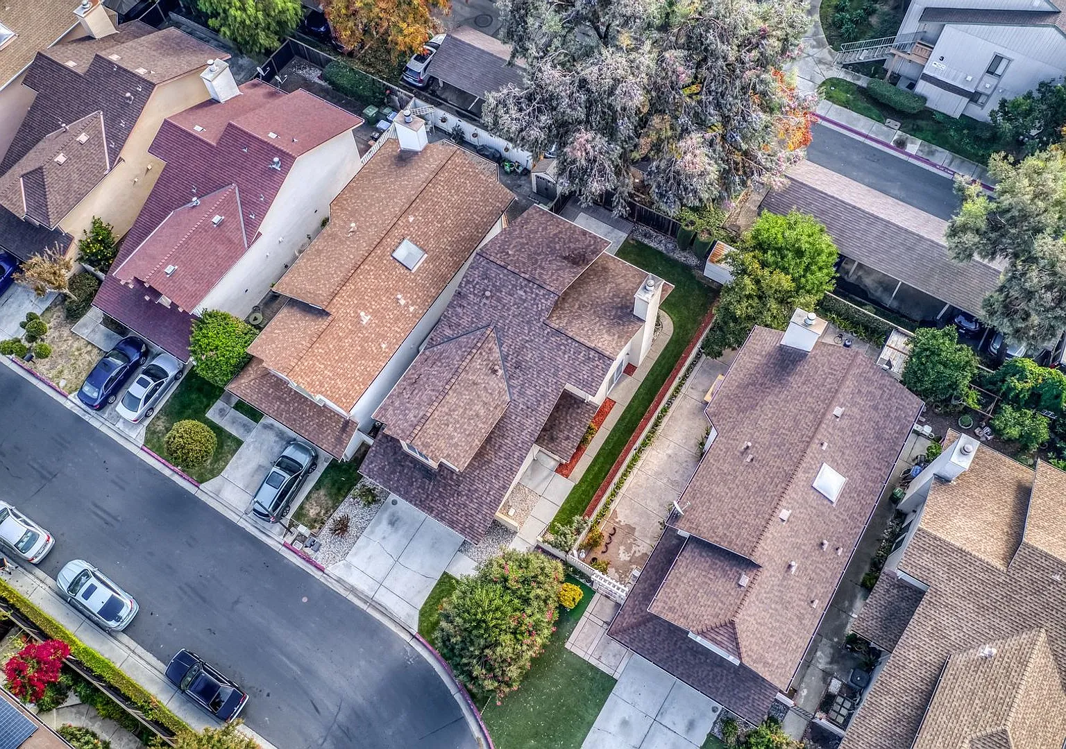 Cherry Glen Home For Rent - $4,300/mo — Photo 4