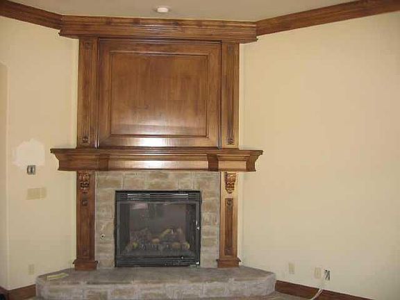 4th image of 2009 Stoney Brook Ln