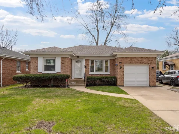 826 N La Grange Rd, La Grange Park, IL 60526