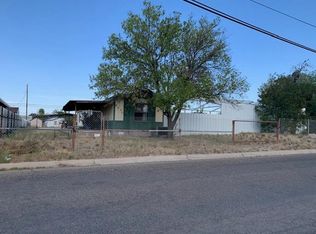 807 S Allen Ave, Monahans, TX 79756
