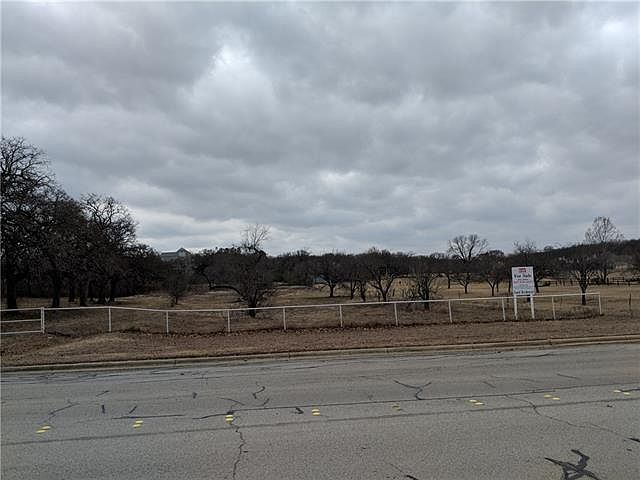 1st image of 6924 Highland Dr