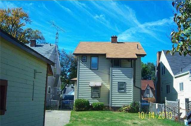 2nd image of 3640 Revere Dr