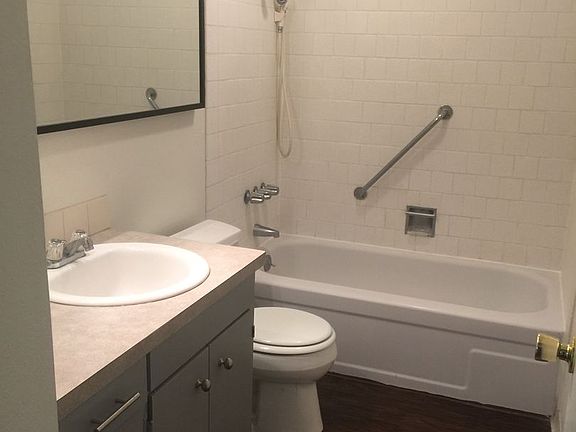 5th image of 3408 E 18th St #3401-8