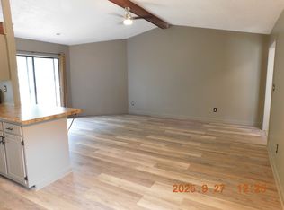 8 Druid Pl, Durham, NC 27707