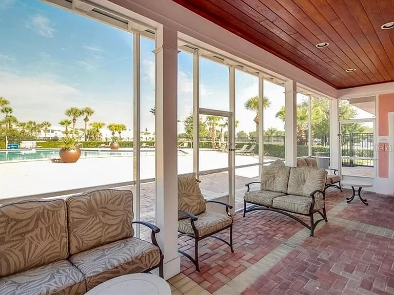 169 Pompano Dr SE — Photo 35