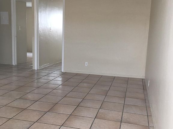 4th image of 508 NE 1st Ave APT 15