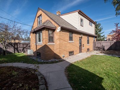 7219 W Lincoln Ave, West Allis, WI, 53219