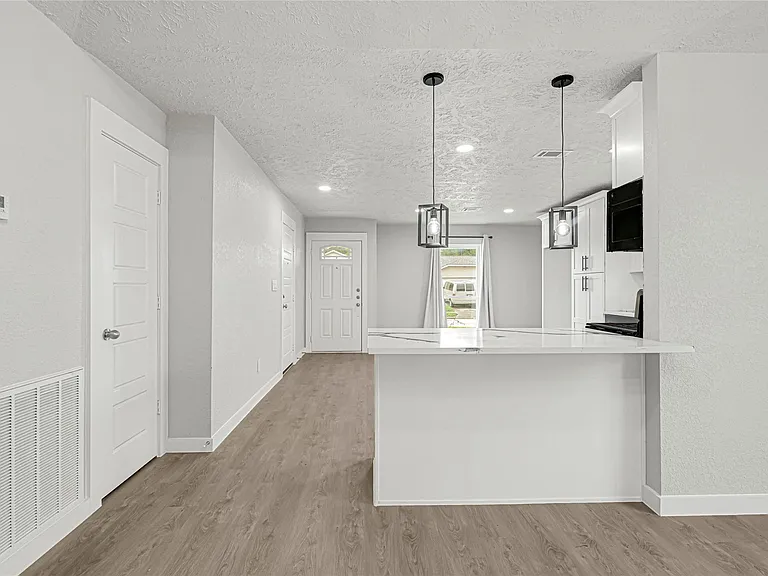 15322 Bedford Glen Dr — Photo 7